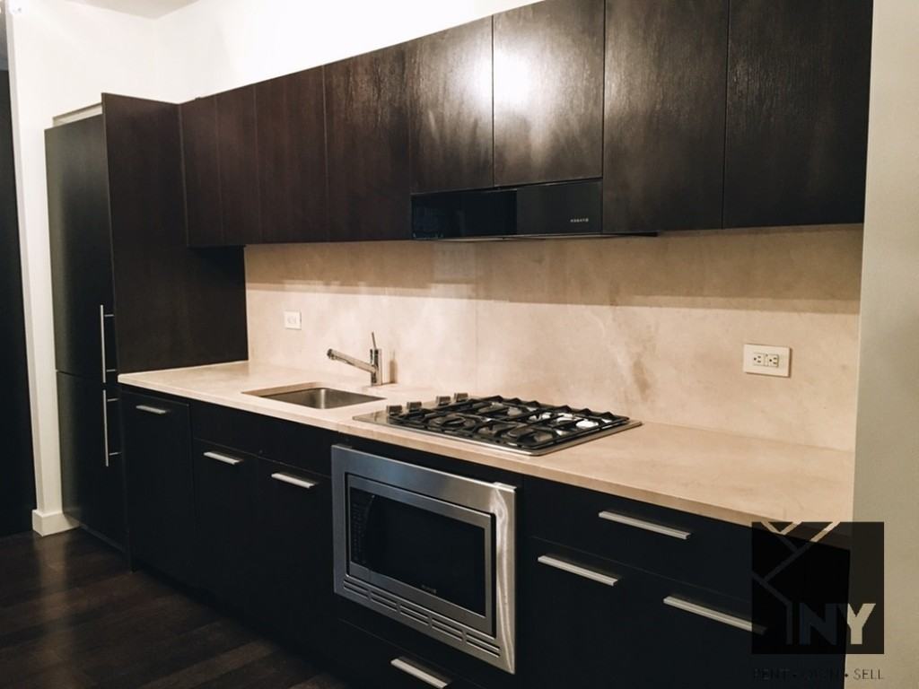 Wall St #2002 - Photo 3 of 7