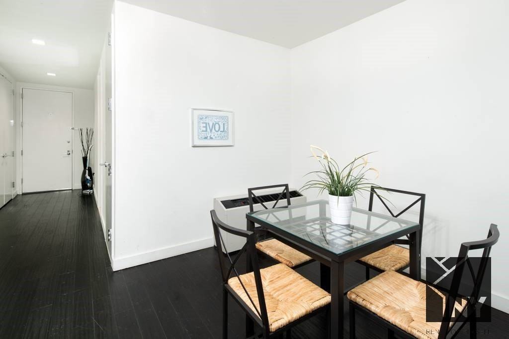 Wall St #923 - Photo 2 of 8