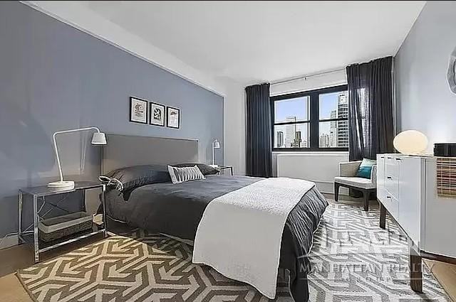 222 E 39th St #22G - Photo 4 of 10