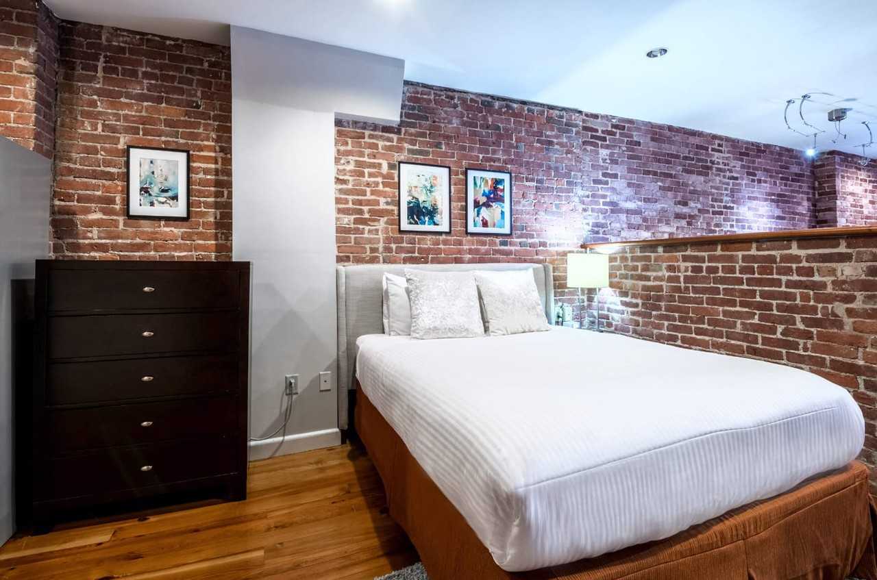 19 Battery St #1050377P - Photo 5 of 8