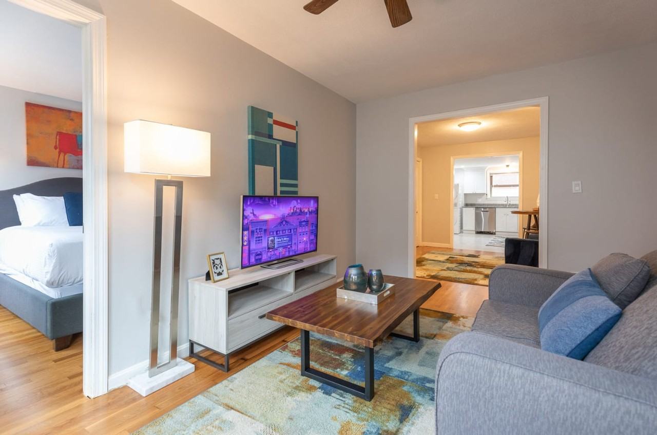 19 Battery Street - Photo 2 of 16