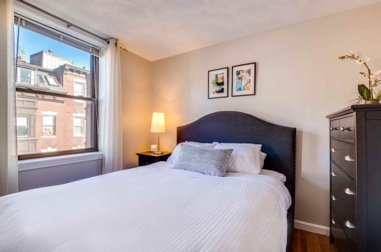 19 Battery St #1050388P - Photo 6 of 8