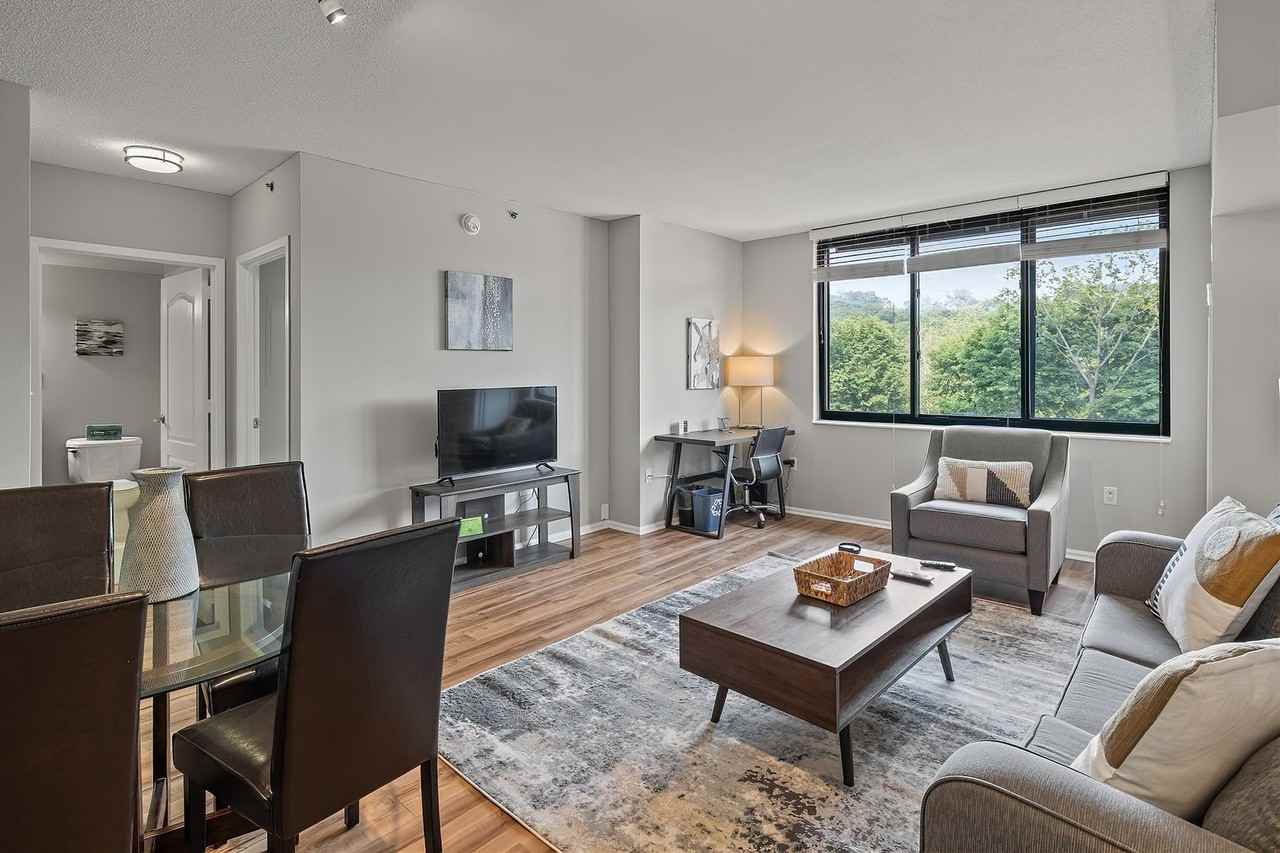 15 Bank Street - Photo 3 of 24