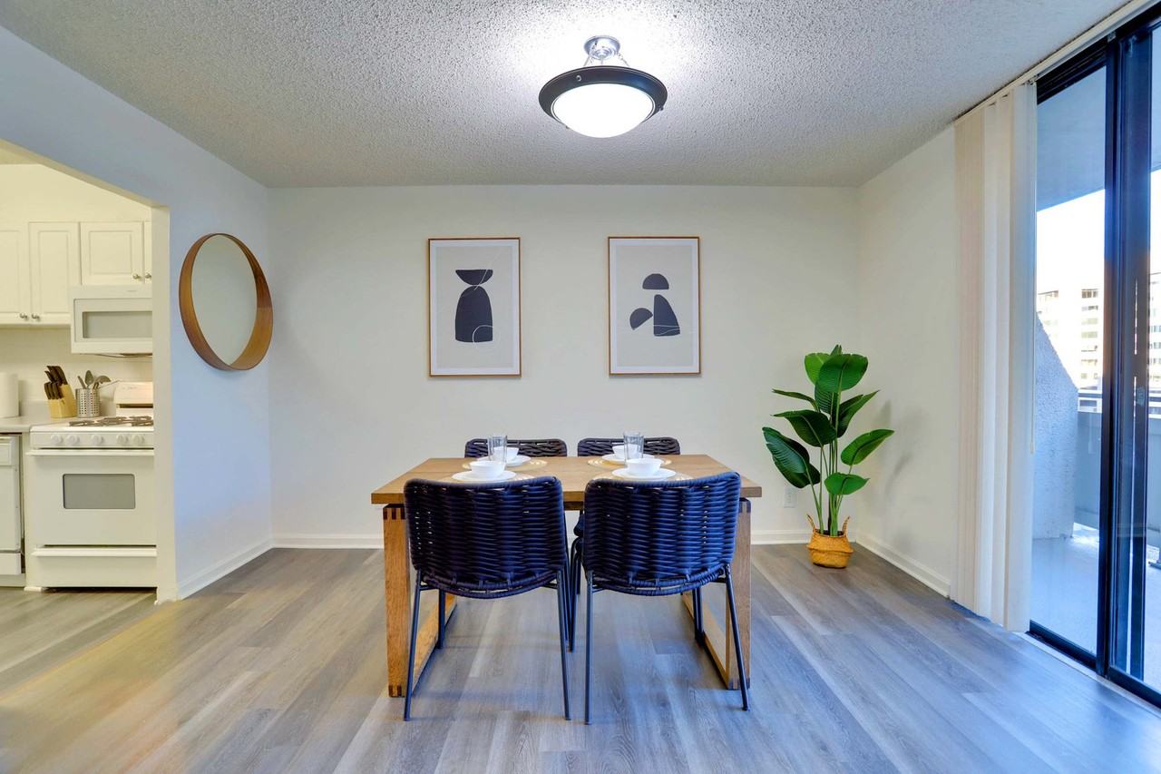 320 23rd Street South - Photo 2 of 89