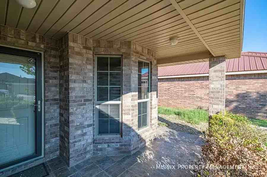 18 Willow Dr - Photo 4 of 7