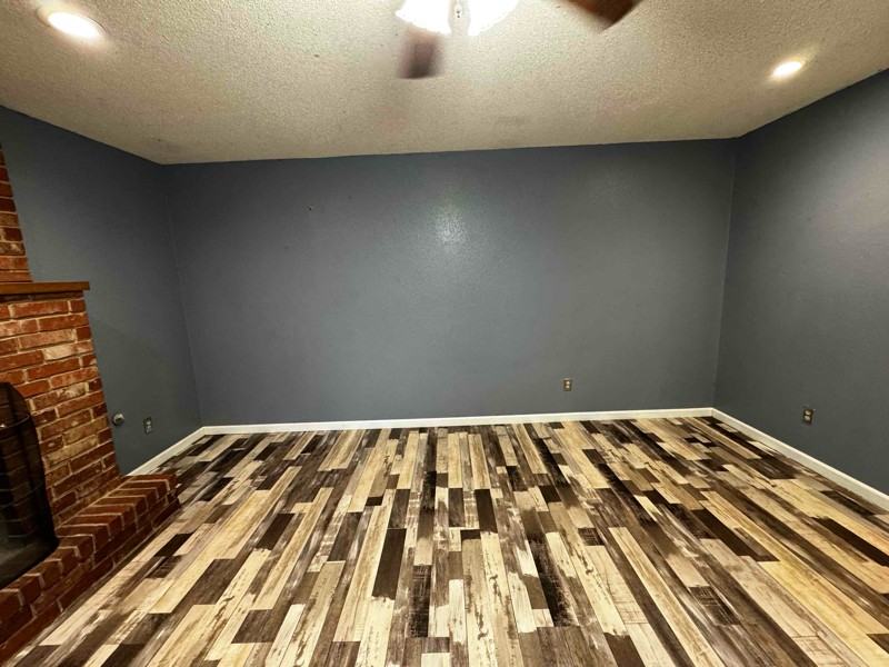 203 Highland Cir - Photo 2 of 13