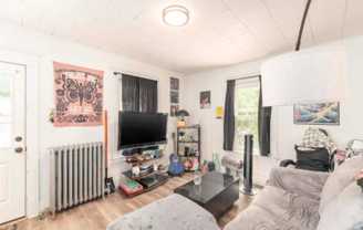 467 Burgess St #1 - Photo 1 of 1