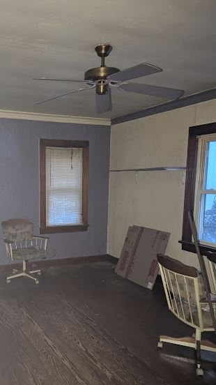 827 E London Ave - Photo 2 of 6