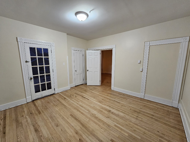 149 S Cliff St #2 - Photo 3 of 17