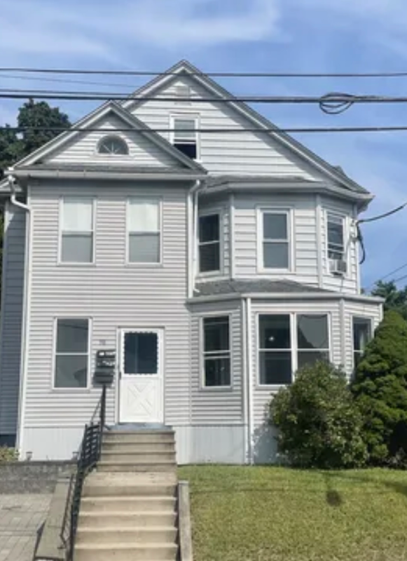 90 Cabot St #1 - Photo 2 of 11