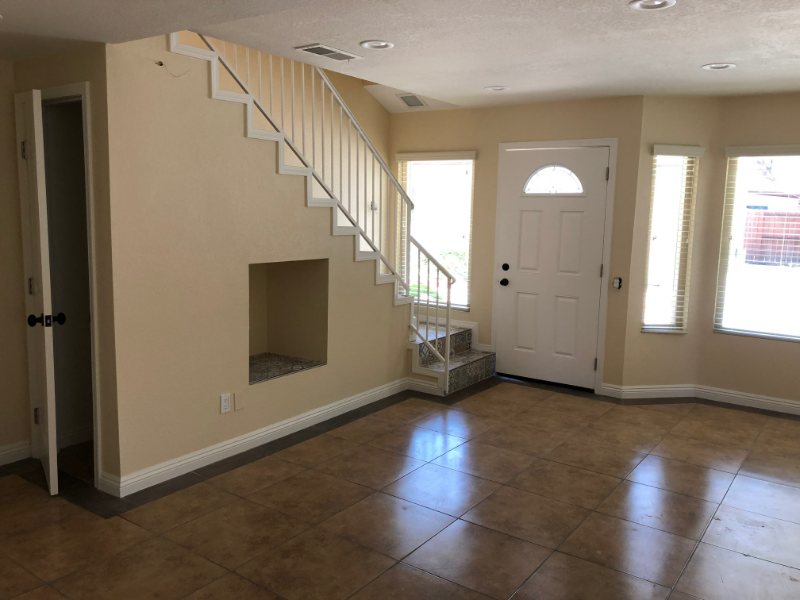 365 Victoria St #C - Photo 5 of 17