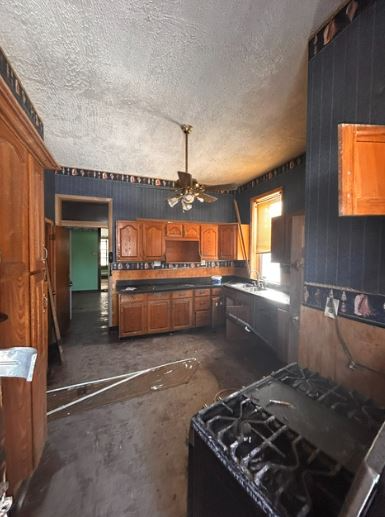 1908 Angelica St - Photo 3 of 7