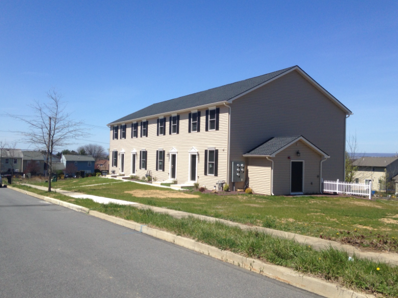 473 Cypress Ln - Photo 2 of 18