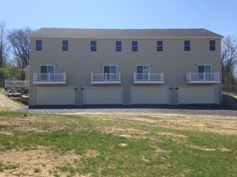 473 Cypress Ln - Photo 3 of 18