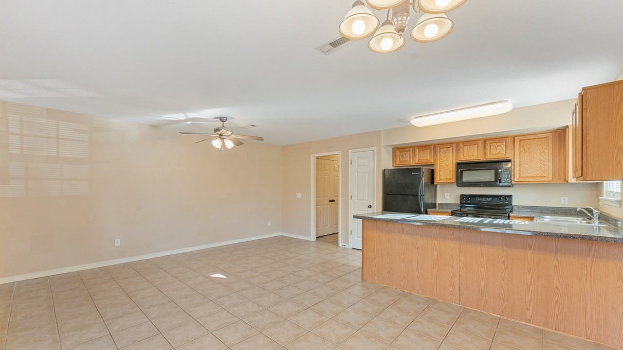 2681 Bowman Dr #2681A - Photo 5 of 23