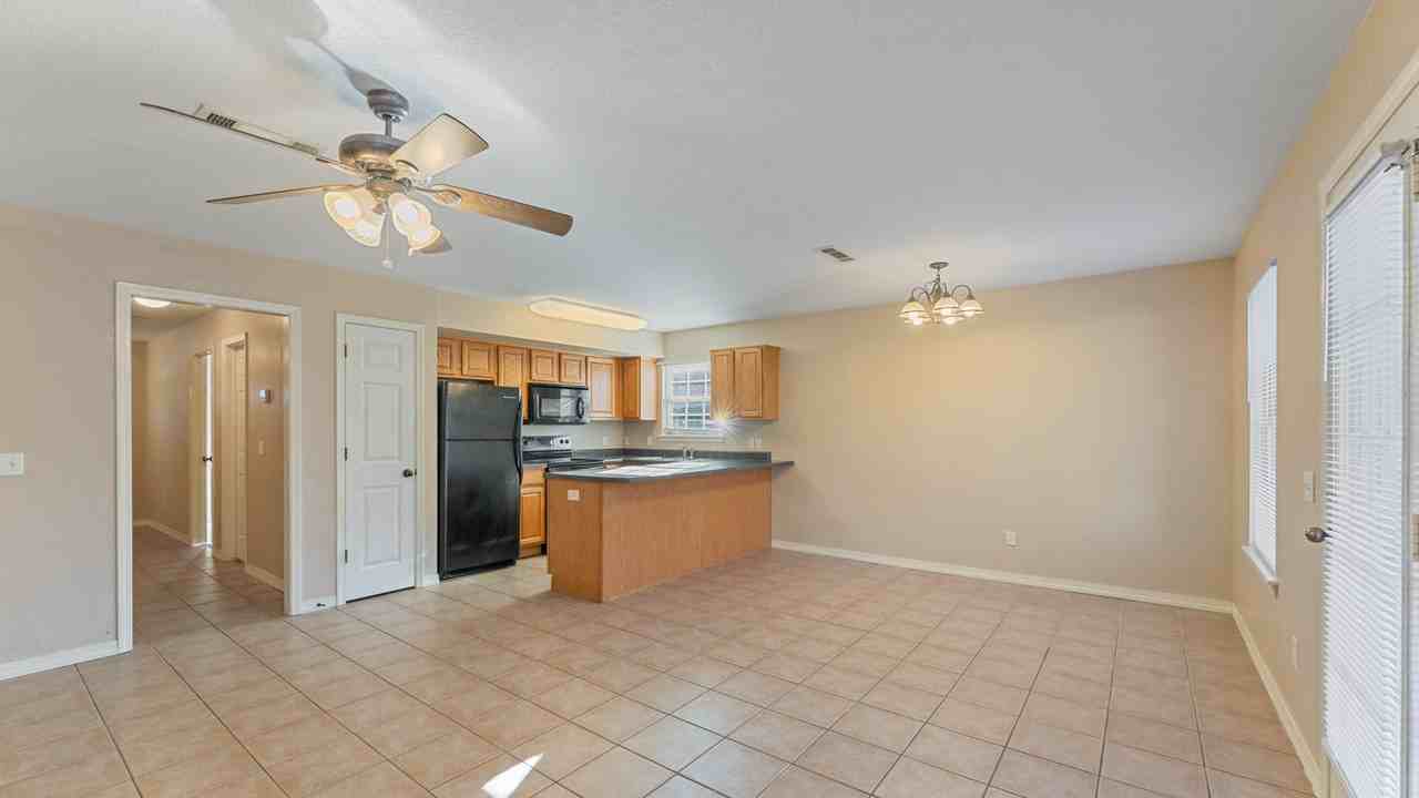 2681 Bowman Dr #2681A - Photo 6 of 23