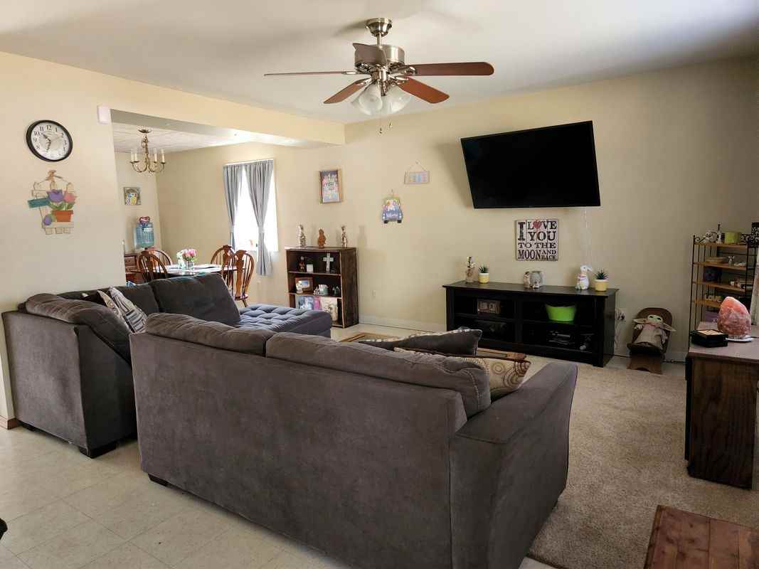 7 Hemlock Rd - Photo 3 of 9