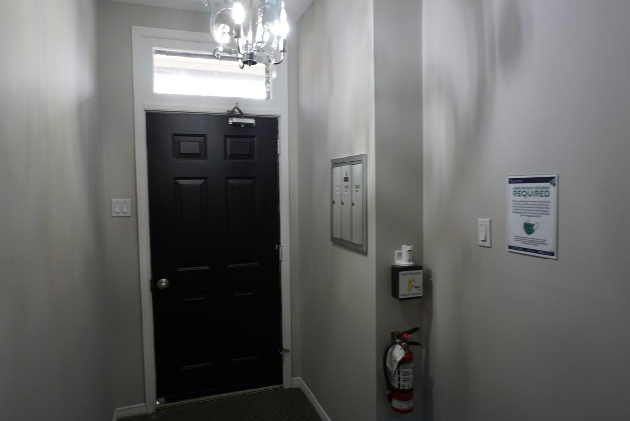 64 Russell Ave. - Photo 2 of 6