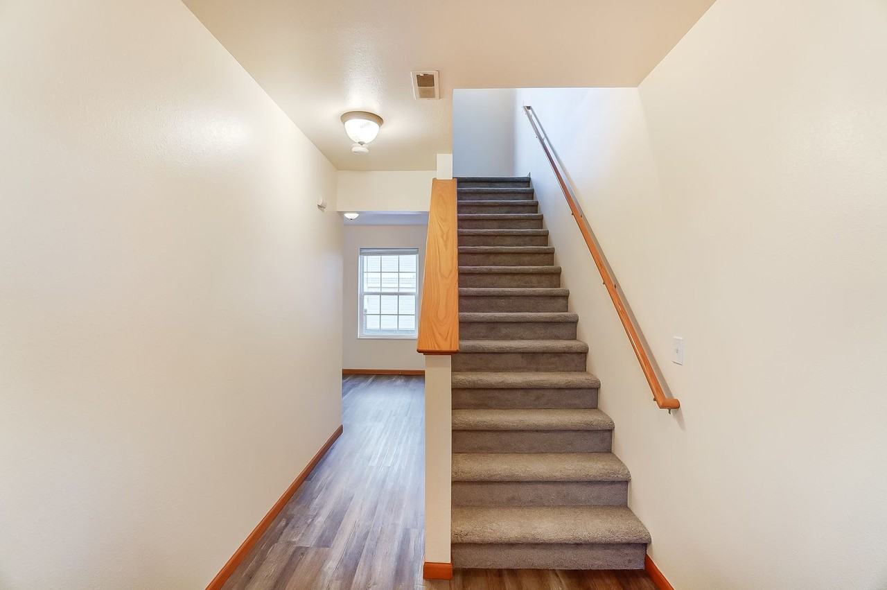 Victory Place - Photo 3 of 28