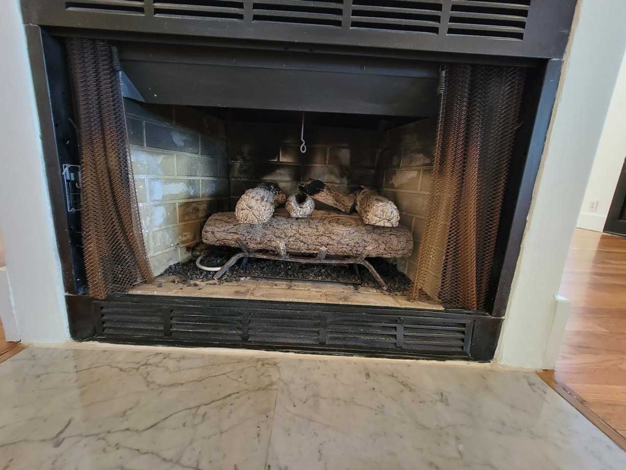 321 Grand Ave - Photo 7 of 50