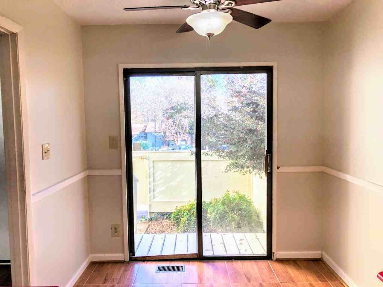 174 Woodstone Dr - Photo 7 of 24