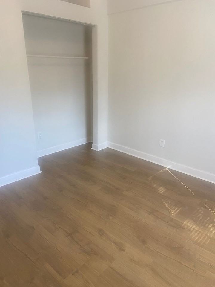 3109 Ridge Ave - Photo 5 of 11