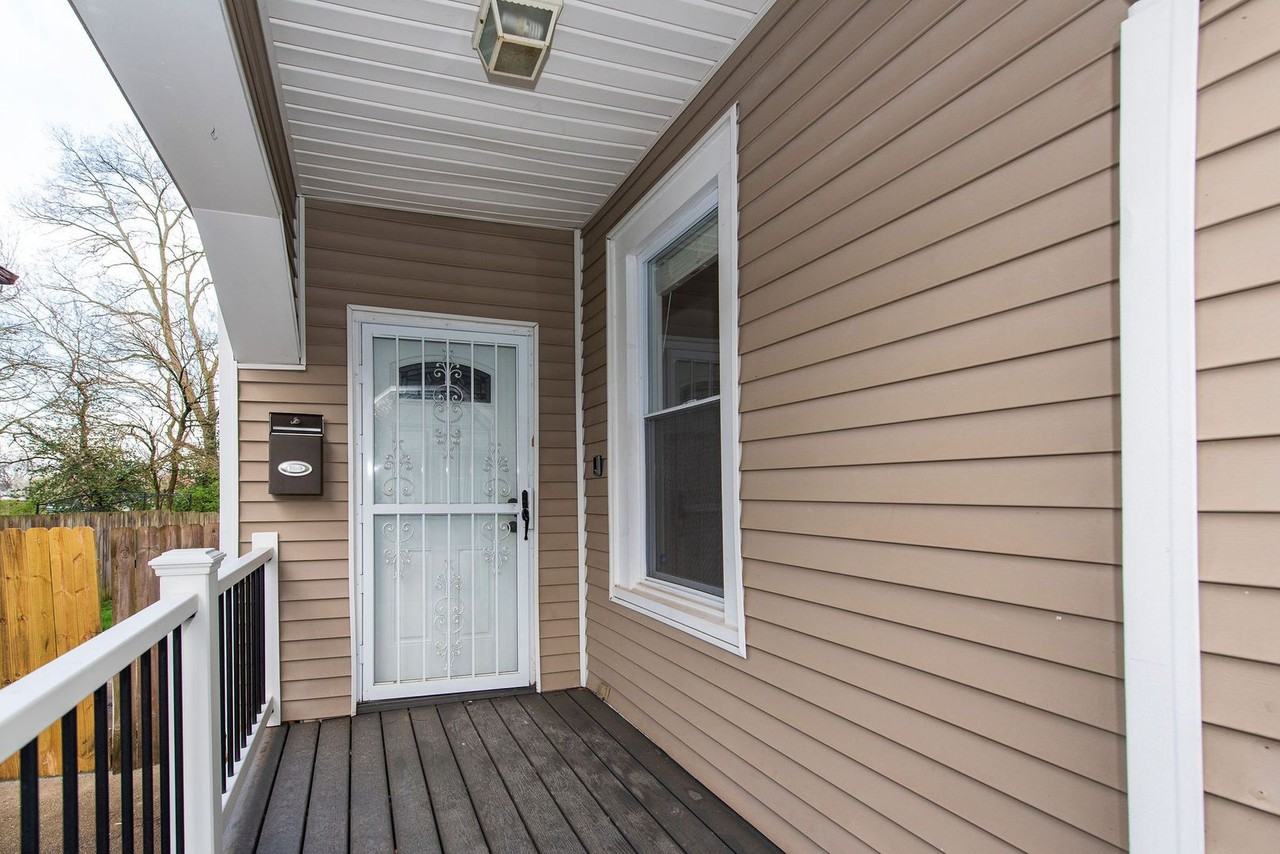 5403 Ravenna St - Photo 2 of 39