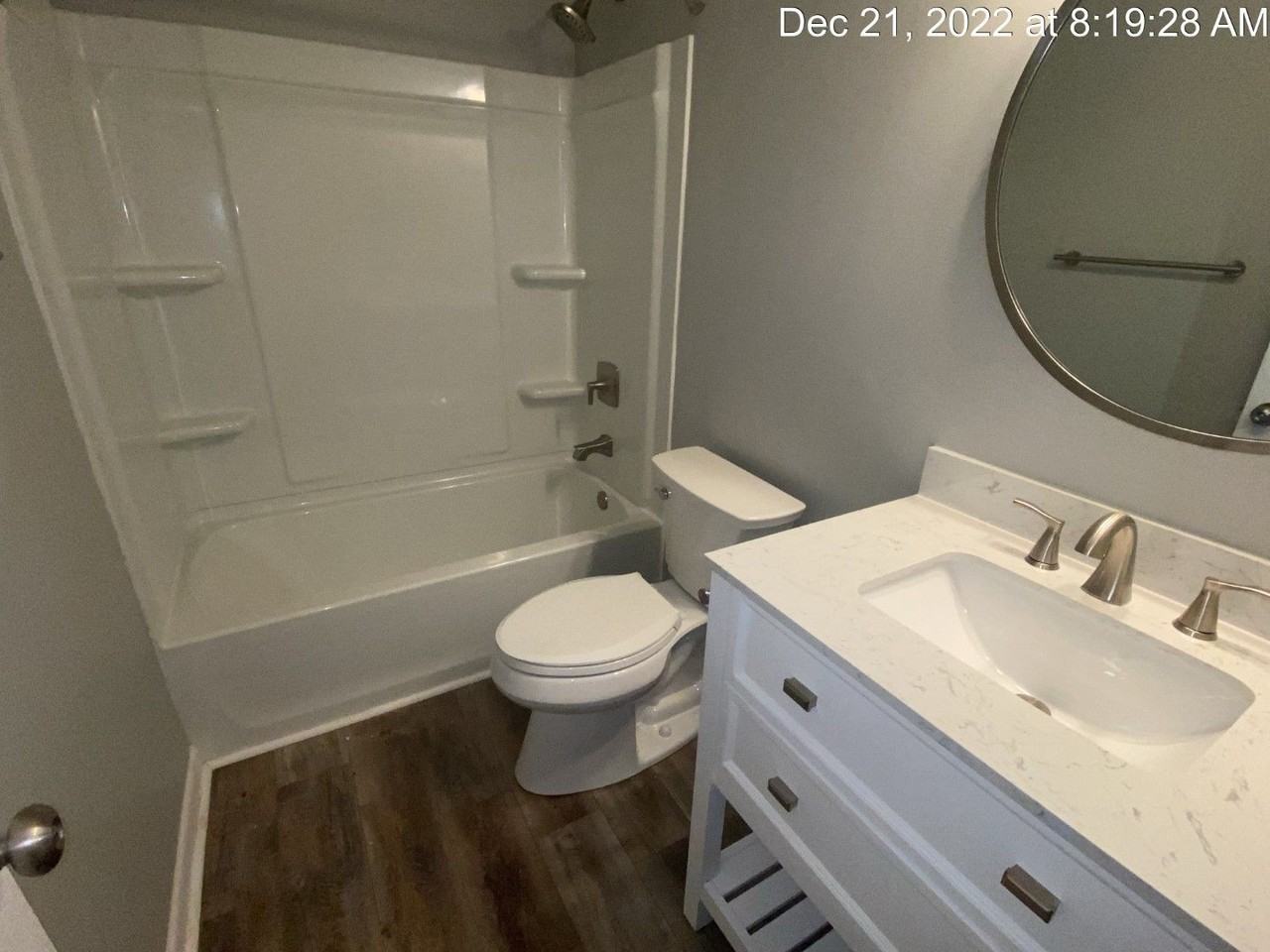 1121 Strathdon Ave - Photo 2 of 13