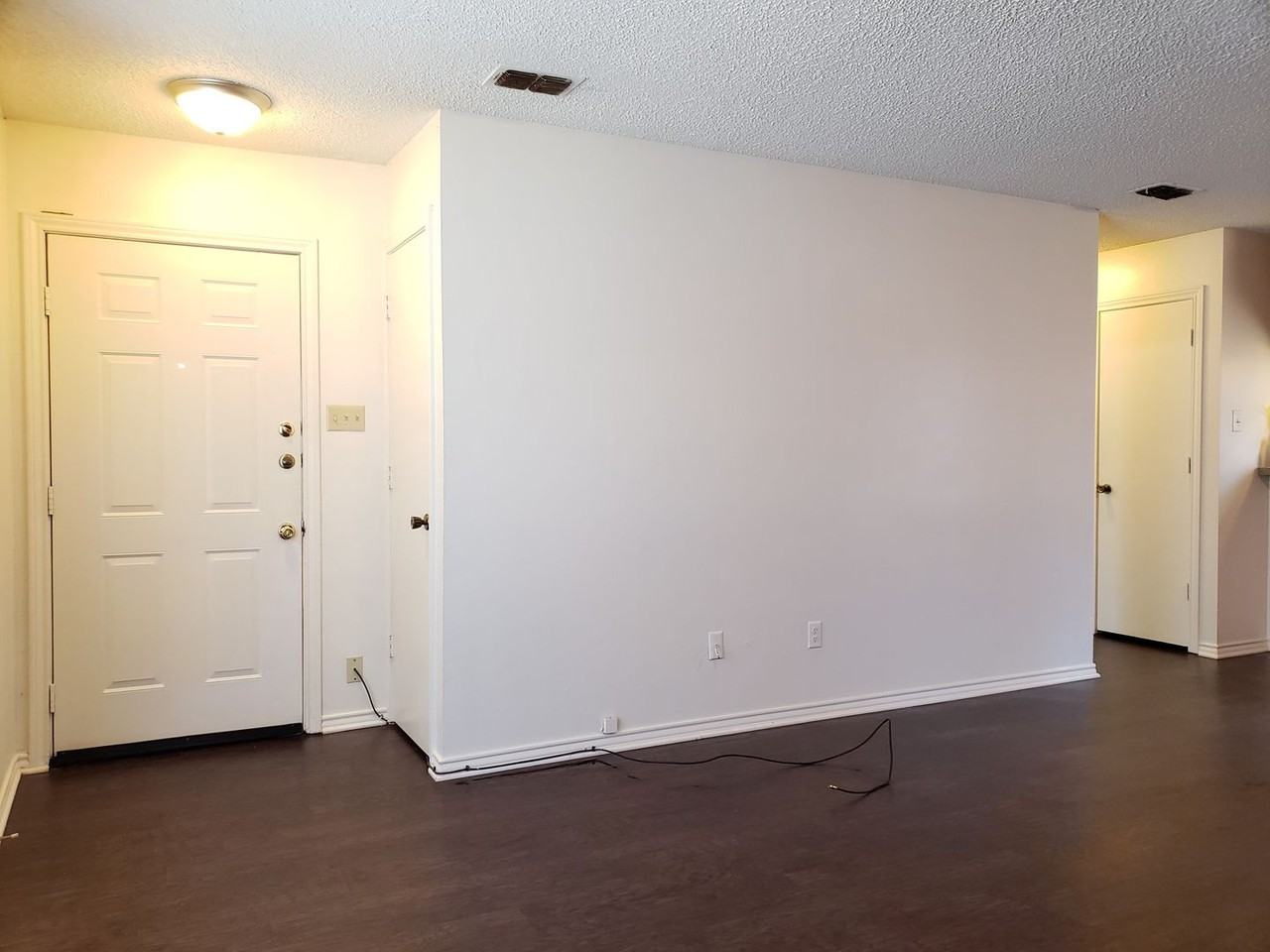 16046 Shoshone Dr - Photo 4 of 18