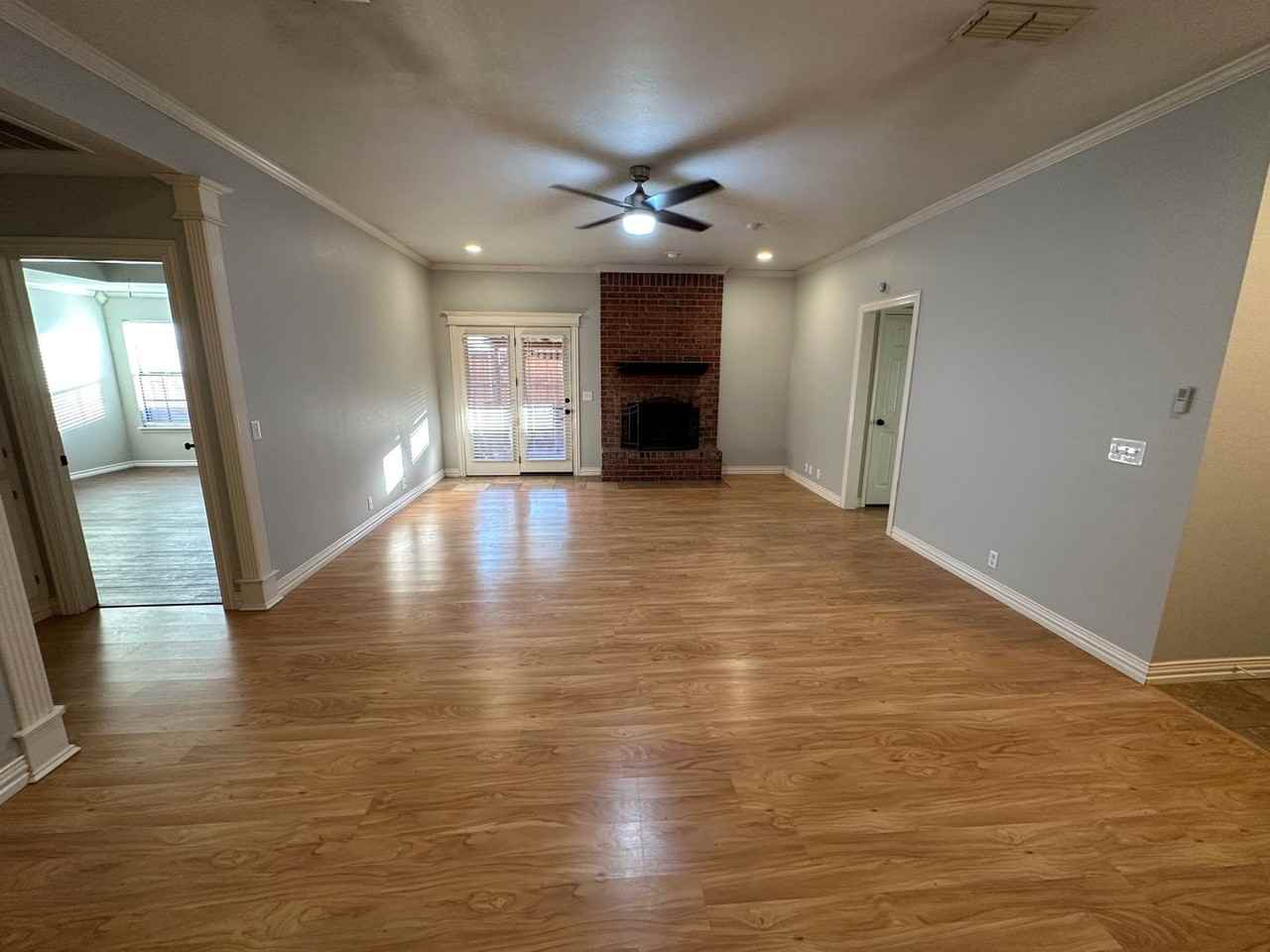 6700 Admiral Ct - Photo 5 of 32