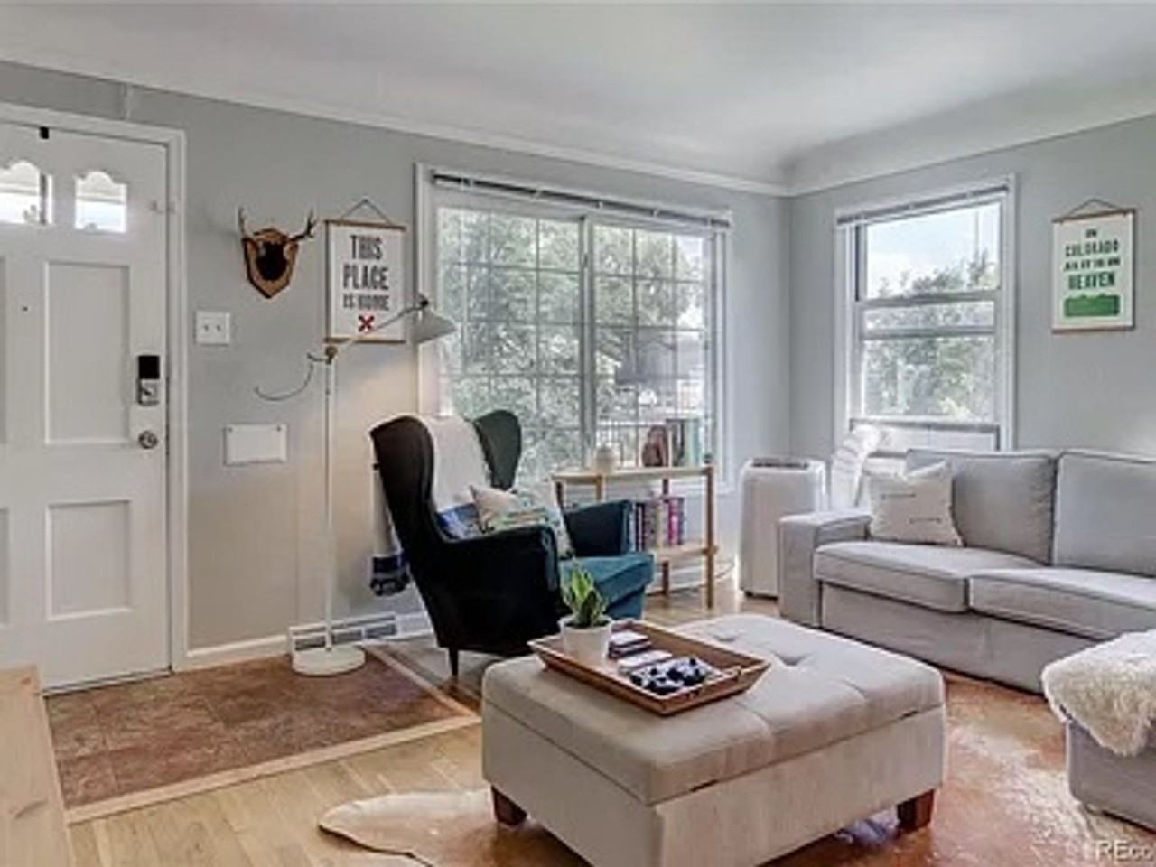 1755 Yosemite St - Photo 2 of 17