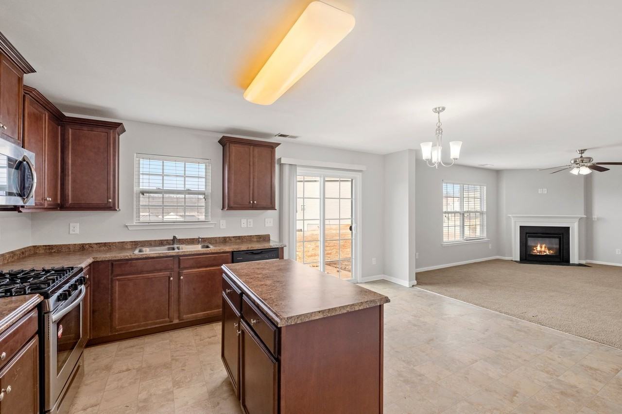200 Willow Grove Way