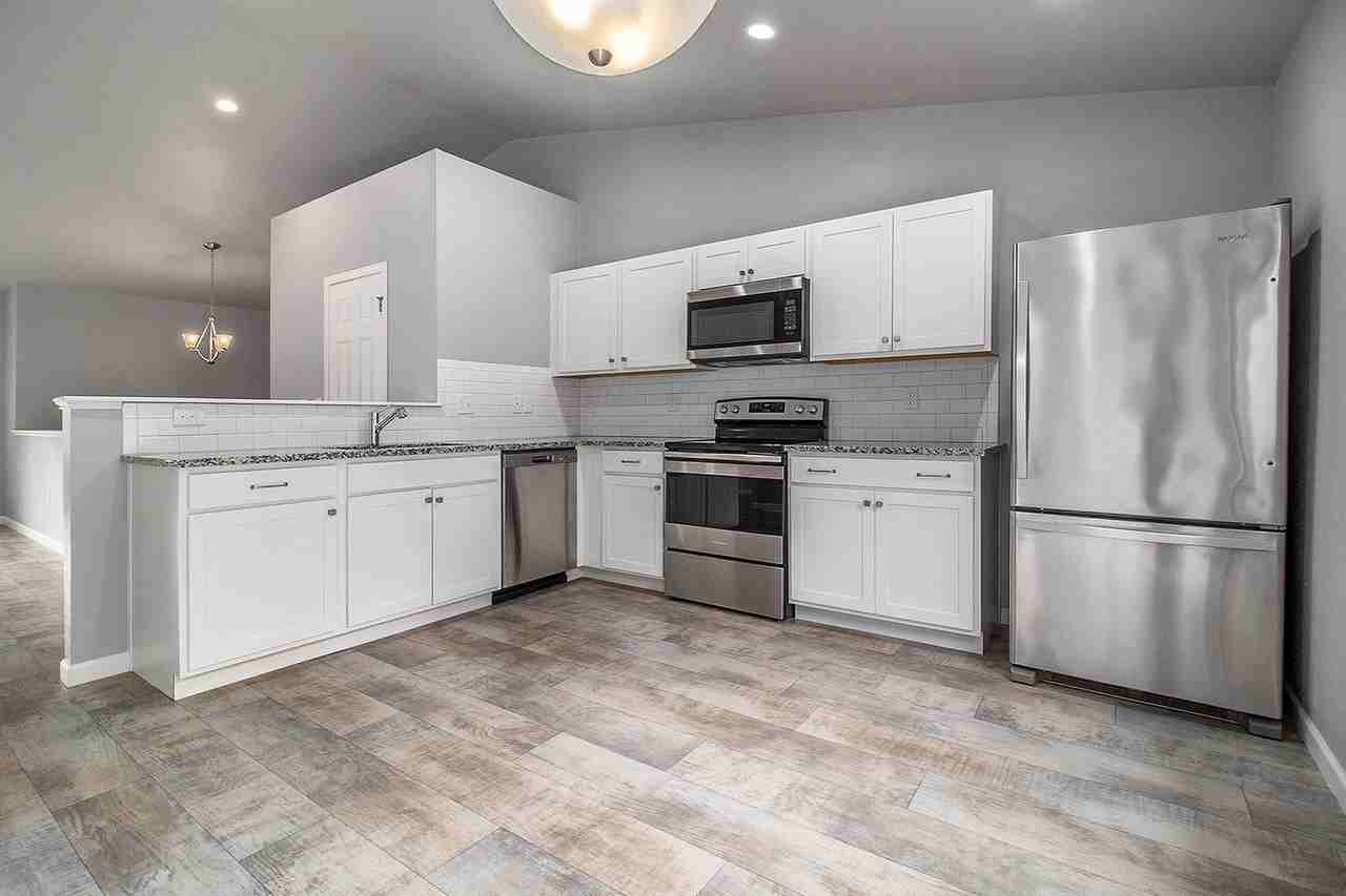 1626 Osolo Rd - Photo 2 of 15