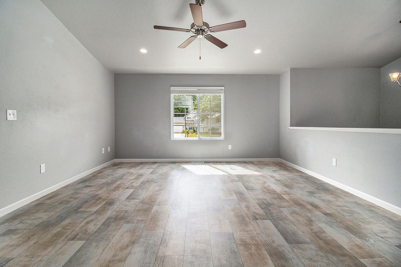 1626 Osolo Rd - Photo 5 of 15