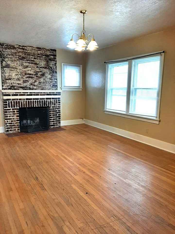 (2017 8th Ave) - Photo 4 of 38