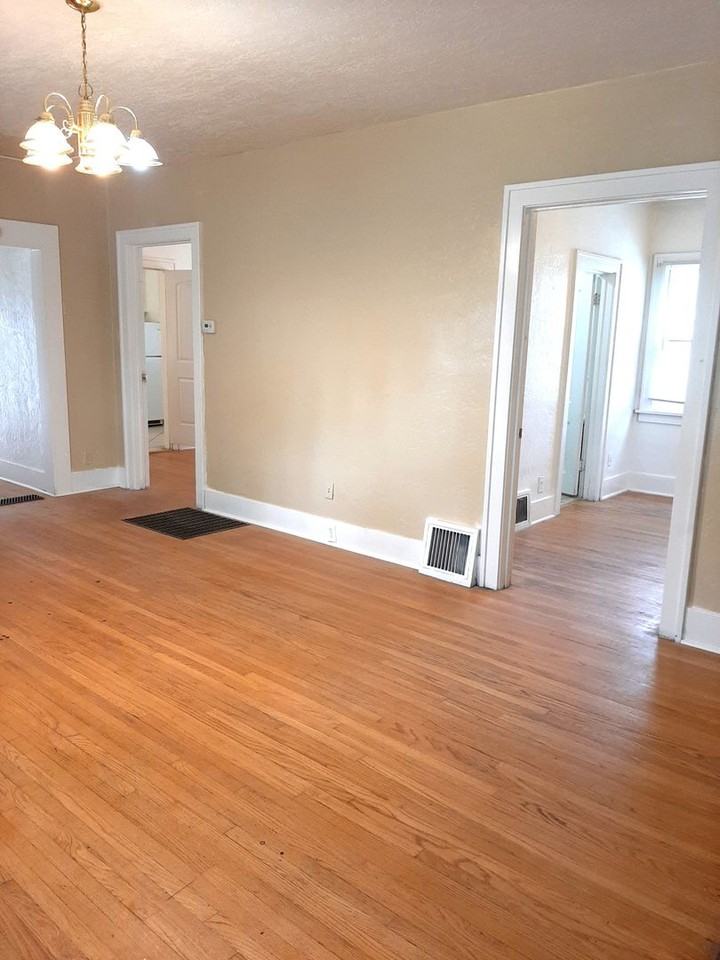 (2017 8th Ave) - Photo 7 of 34
