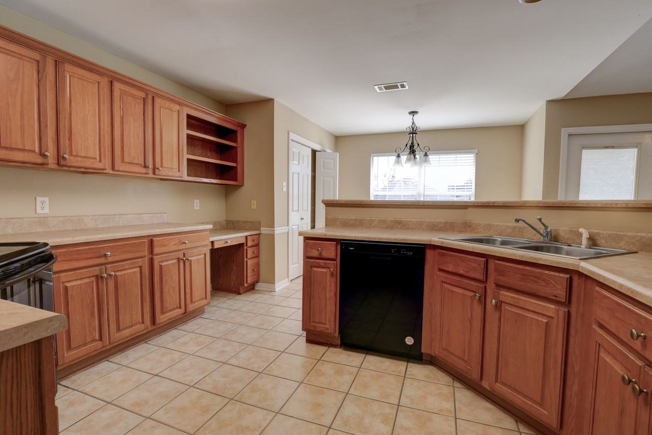 25472 Overlook Dr - Photo 6 of 22