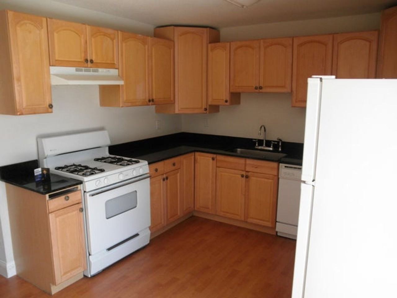 6182 Moonbeam Dr - Photo 2 of 10