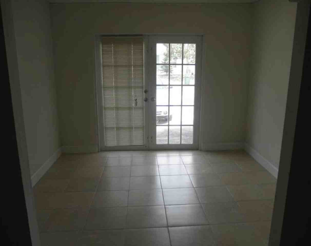 6182 Moonbeam Dr - Photo 3 of 10