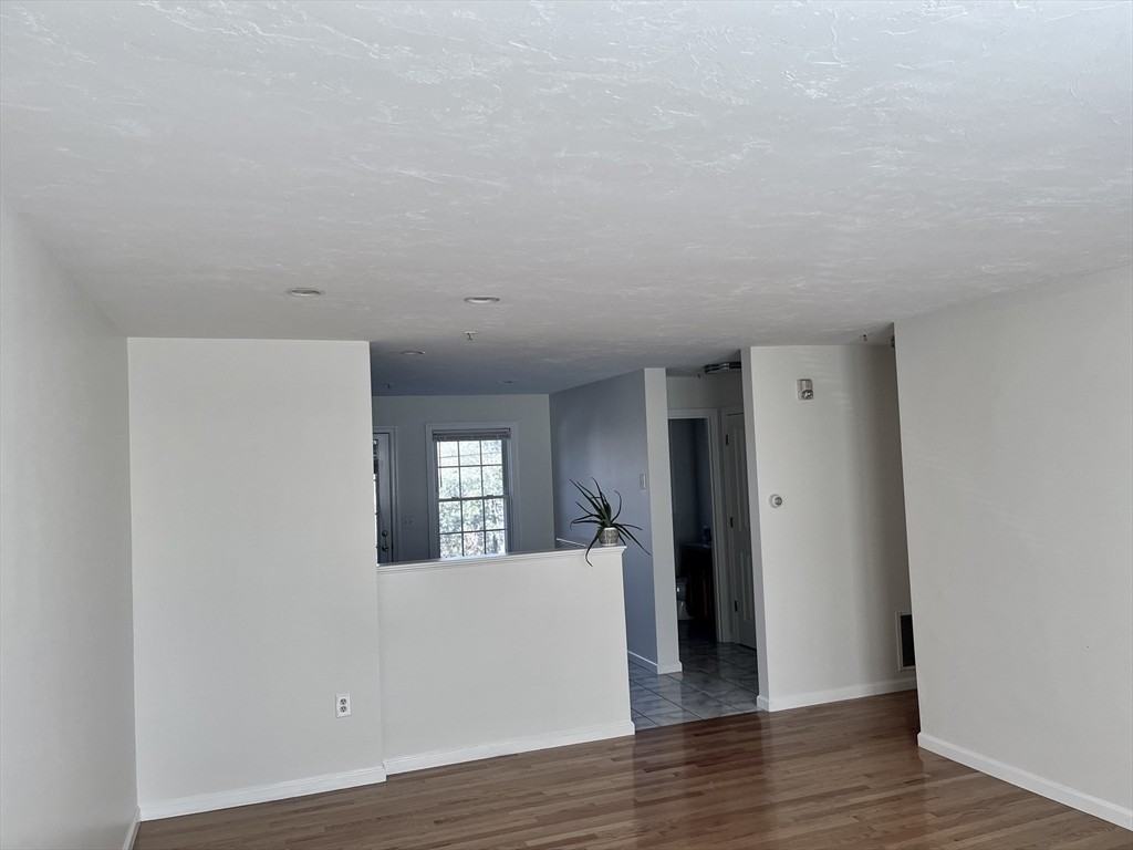 59 Boxberry Ln #59 - Photo 2 of 16