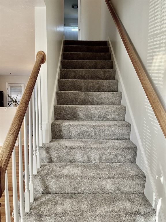 59 Boxberry Ln #59 - Photo 3 of 16