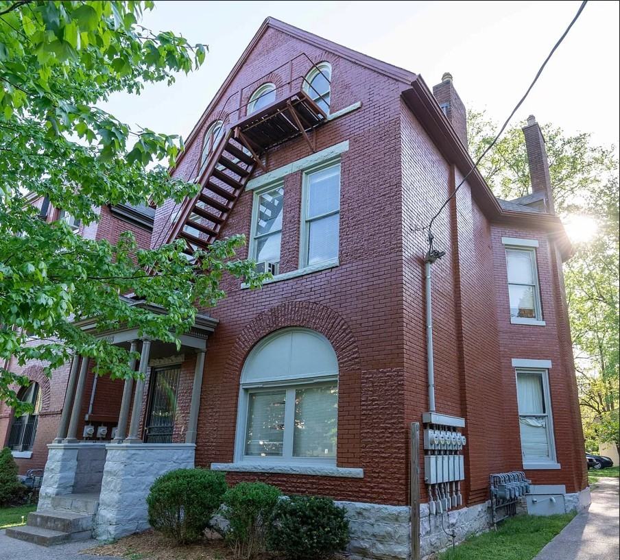 1403 S 2nd St #5 - Photo 2 of 21