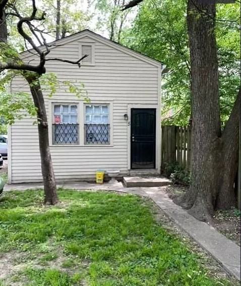 1403 S 2nd St #5 - Photo 3 of 21