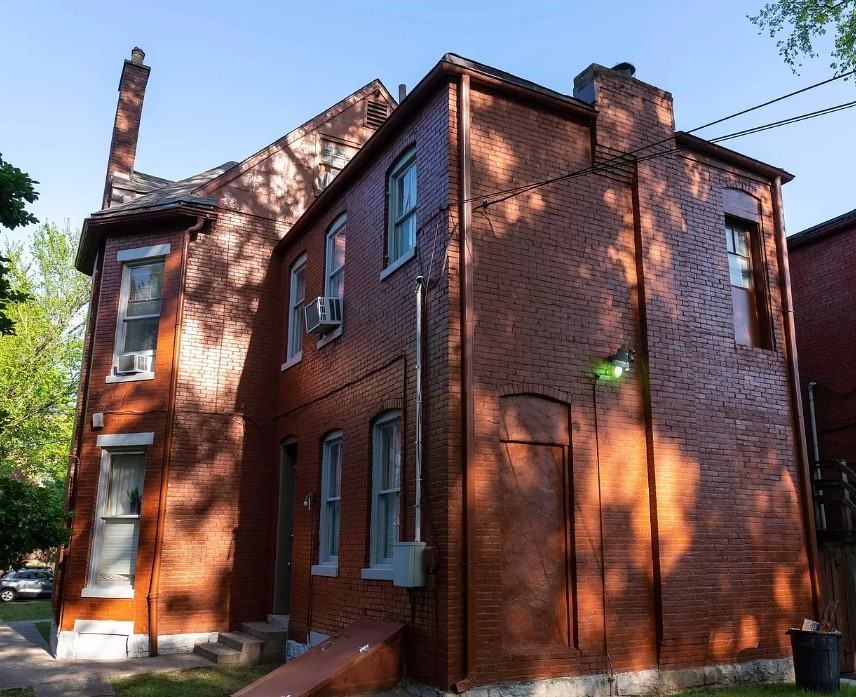 1403 S 2nd St #5 - Photo 7 of 21