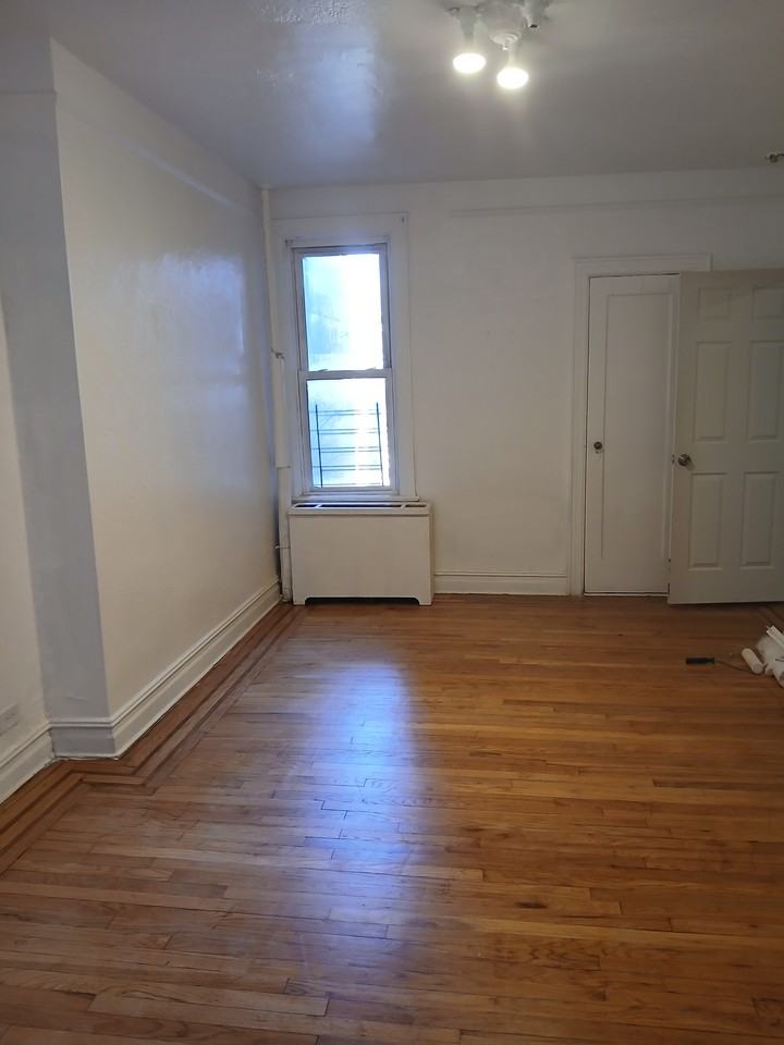 3171 Villa Ave #4 - Photo 2 of 10