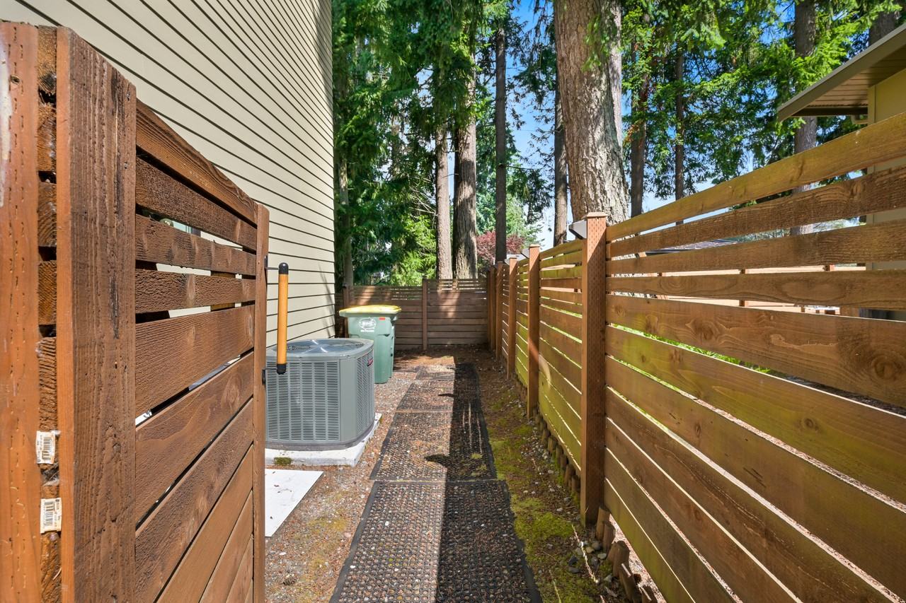 1130 Newton St #1 - Photo 3 of 21