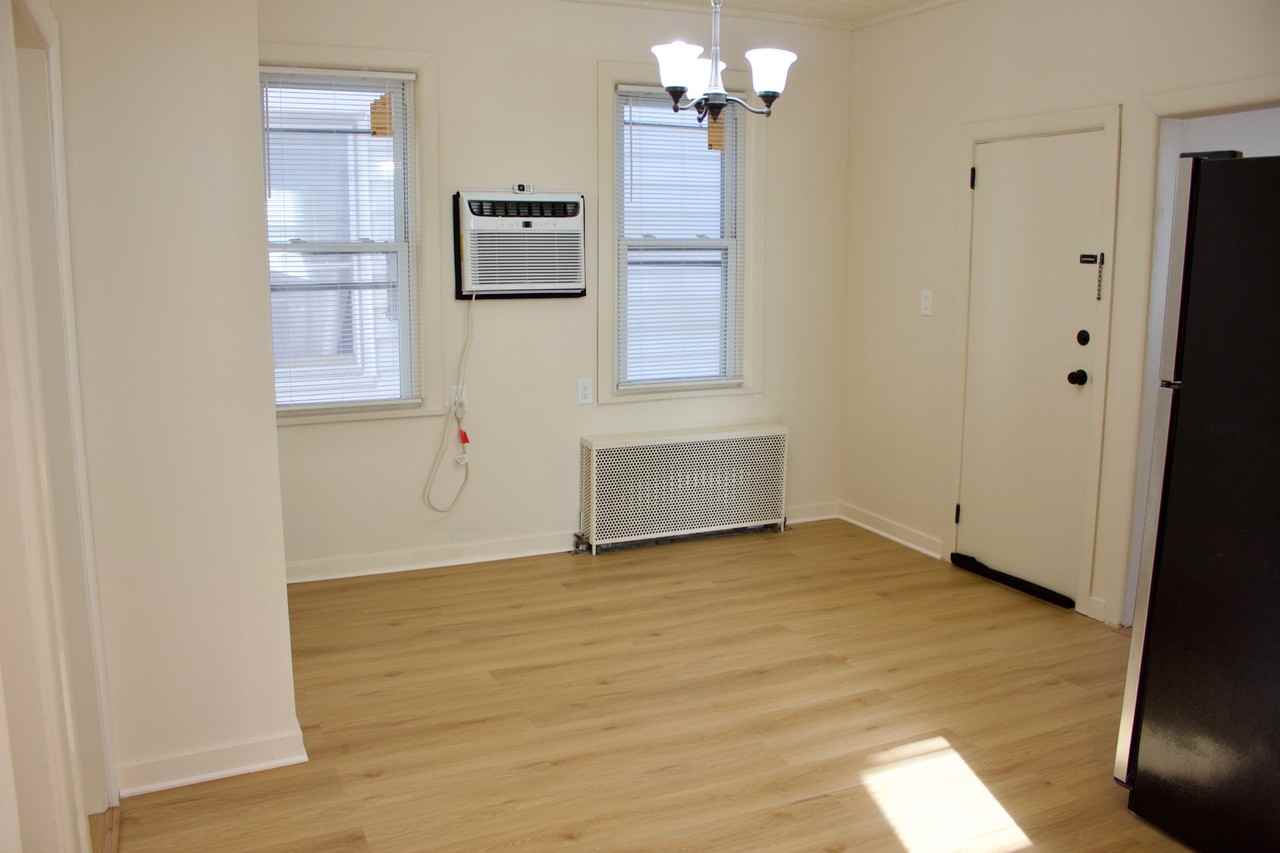 18 Milosh St #1 - Photo 3 of 11