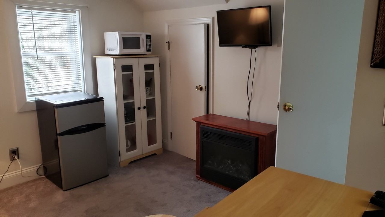 404 Church Street #3 - Photo 3 of 11