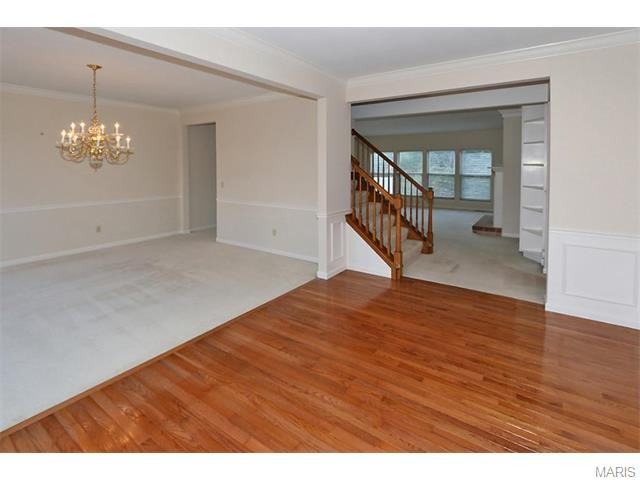 16319 Lakeshore Terrace Ct - Photo 3 of 31