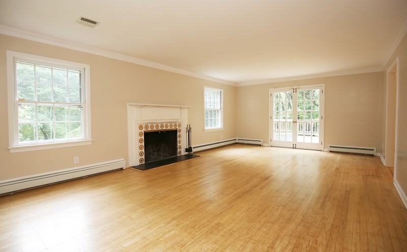 9 Burnett Rd - Photo 3 of 25